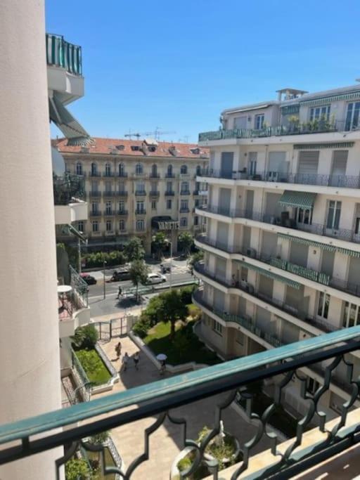 Bel Appartement Au Coeur Du Carre D'Or Massena Nice Extérieur photo
