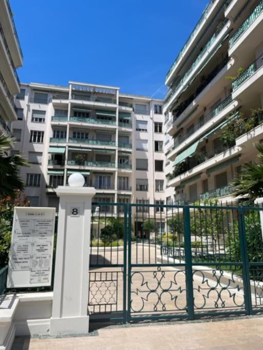 Bel Appartement Au Coeur Du Carre D'Or Massena Nice Extérieur photo
